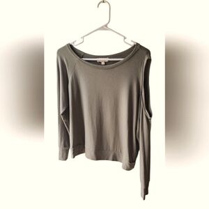 NWT Elan Olive Green Cold Shoulder Top Size M